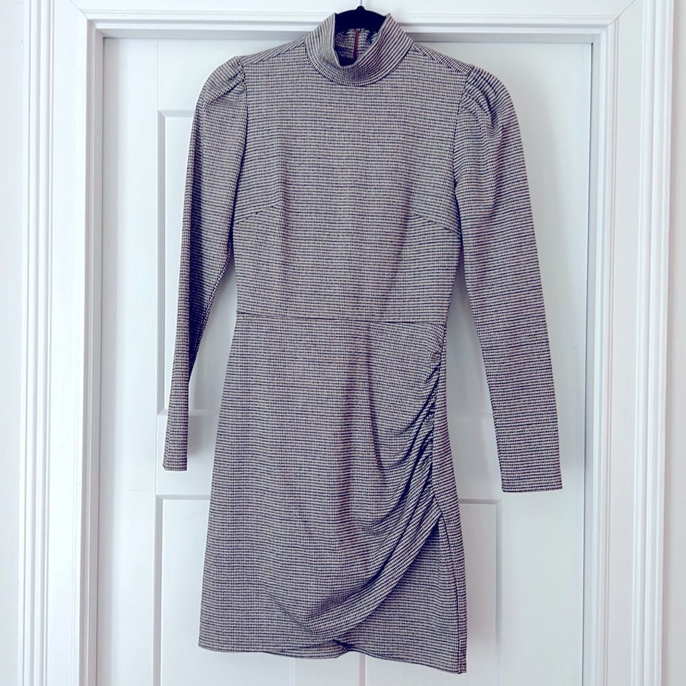 Forever 21 houndstooth mini turtleneck dress